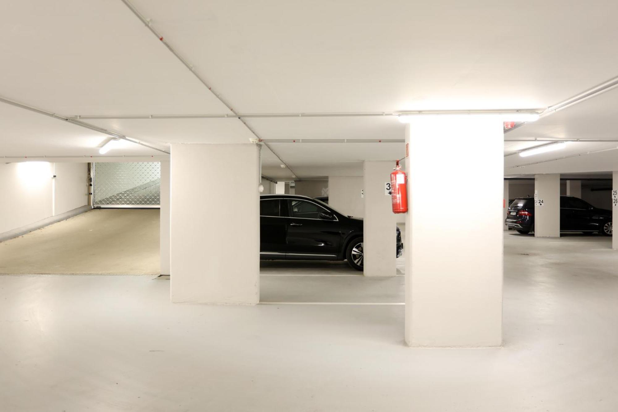 Atrium Apartman Heviz Mit Panoramaterrasse Und Tiefgarage Экстерьер фото